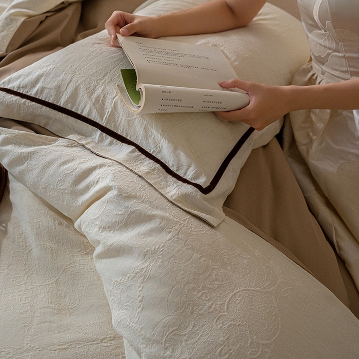 91家纺网 家纺一手货源 找家纺 2024新款老钱风复古秋冬全棉加厚立体浮雕磨毛四件套 万花筒