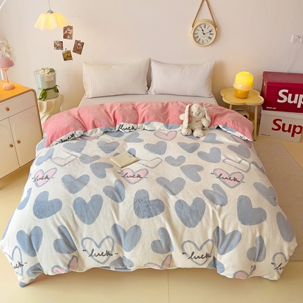 91家纺网 家纺一手货源 找家纺 （总）大柏树 2025新款A类高克重亲肤舒适牛奶绒印花四件套-单被套可定制