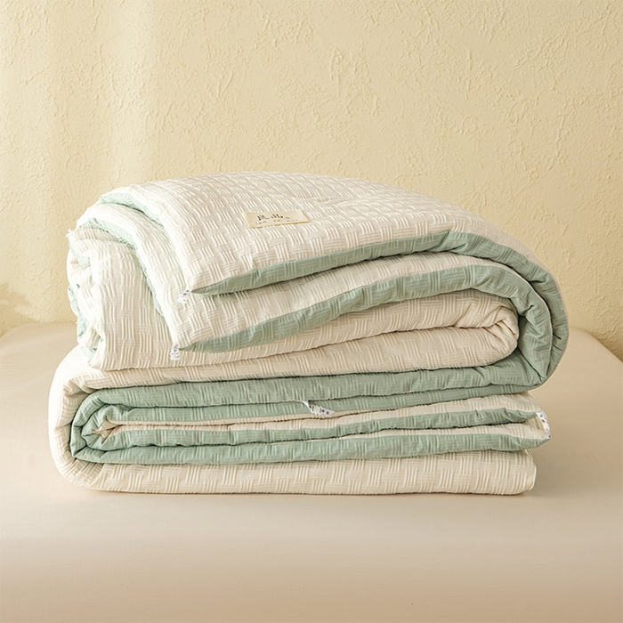 91家纺网 家纺一手货源 找家纺 新款华夫格提花大豆被冬被被子被芯二合一子母被 双拼白绿