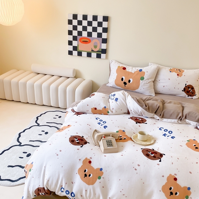 91家纺网 家纺一手货源 找家纺 时光里 2024新款数码印花牛奶绒四件套 曲奇小汪