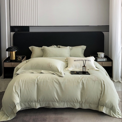 91家纺网 家纺一手货源 找家纺 诗黛尔 2024秋冬新款长绒棉磨毛刺绣花颜系列四件套 花颜芥末绿