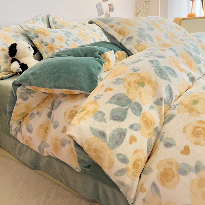 91家纺网 家纺一手货源 找家纺 大柏树 2025新款A类高克重亲肤舒适牛奶绒印花四件套-四件套可定制 朵柔-黄