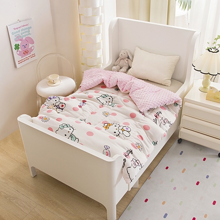 91家纺网 家纺一手货源 找家纺 （总）萌宝 2024新款A类三丽欧针织棉儿童豆豆被幼儿园卡通春秋被冬被