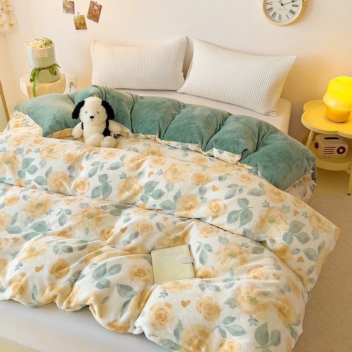 91家纺网 家纺一手货源 找家纺 大柏树 2025新款A类高克重亲肤舒适牛奶绒印花四件套-单被套可定制 朵柔-黄
