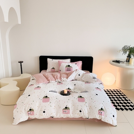 时光里 2024新款数码印花牛奶绒四件套 蛋糕