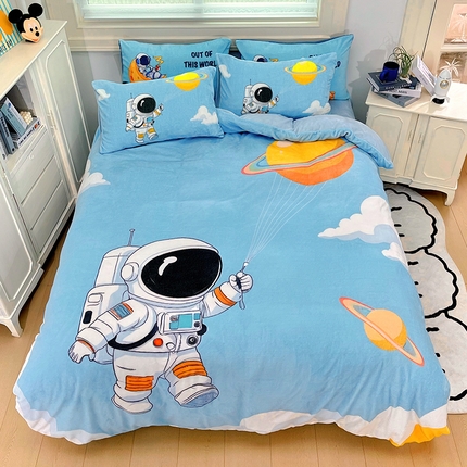 91家纺网 家纺一手货源 找家纺 浩诚 2024新款大版卡通高克重加厚保暖牛奶绒四件套太空人宇航员系列-原创设计 太空漫步