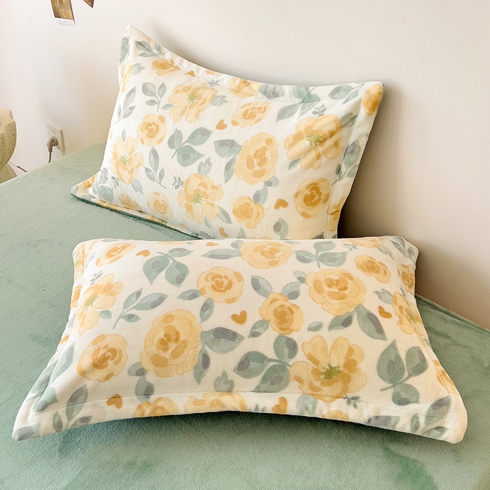 91家纺网 家纺一手货源 找家纺 大柏树 2025新款A类高克重亲肤舒适牛奶绒印花四件套-四件套可定制 朵柔-黄