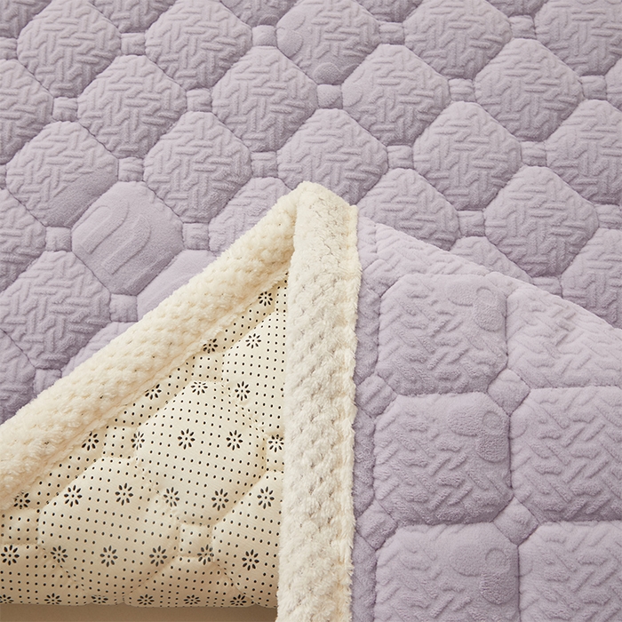 91家纺网 家纺一手货源 找家纺 丽诺床垫 2024新款加厚抗菌雕花绒保暖床垫 灰紫-雕花绒床褥