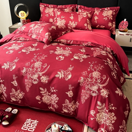 91家纺网 家纺一手货源 找家纺 （总）金牛座家纺 2025新款高克重亲肤棉磨毛数码印花婚庆四件套配高档礼盒