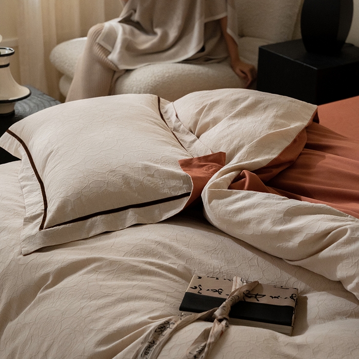 91家纺网 家纺一手货源 找家纺 2024新款老钱风复古秋冬全棉加厚立体浮雕磨毛四件套 玫瑰燕麦