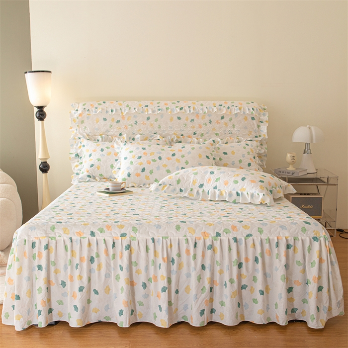 91家纺网 家纺一手货源 找家纺 十个点家纺 2024新款云锦棉印花晚秋系列床头罩 杏叶繁花