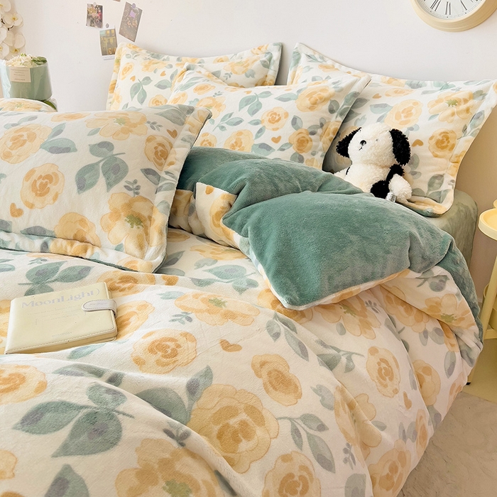 91家纺网 家纺一手货源 找家纺 大柏树 2025新款A类高克重亲肤舒适牛奶绒印花四件套-四件套可定制 朵柔-黄