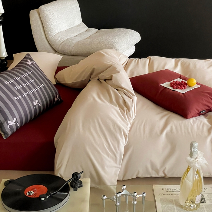 91家纺网 家纺一手货源 找家纺 （总）圆岛家纺 2024秋冬新款纯色孟菲斯博主风时尚全棉磨毛五件套