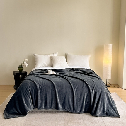 91家纺网 家纺一手货源 找家纺 网客家纺 2024新款日系休闲保暖毯（外贸跨境专供） 摩登灰