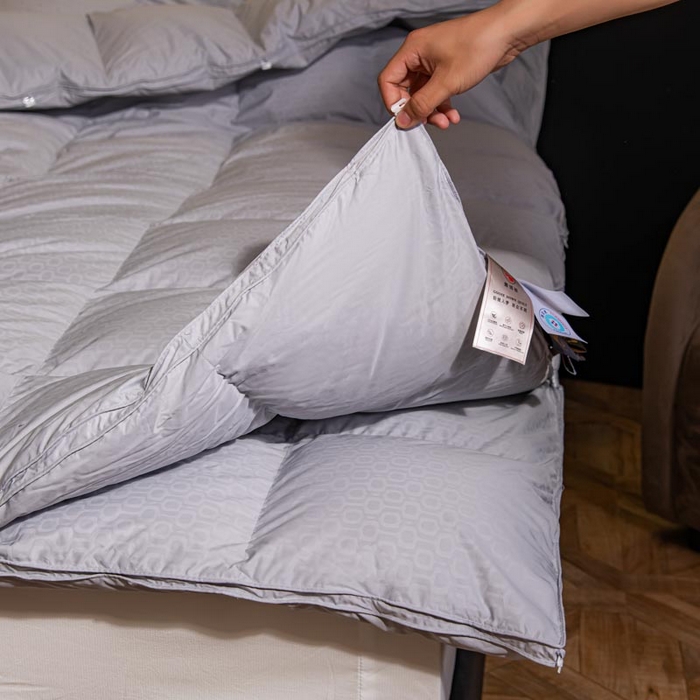 91家纺网 家纺一手货源 找家纺 绒研羽绒 2025新款95白鹅绒子母被子被芯 灰色
