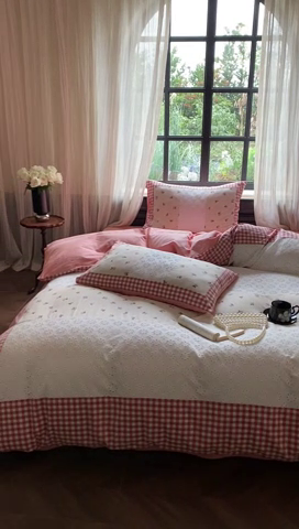 91家纺网 家纺一手货源 找家纺 旷野 2023新款水洗棉-微甜小柏丽四件套 棚拍 奶昔粉