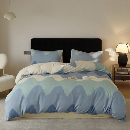 91家纺网 家纺一手货源 找家纺 时光里 2024新款牛奶绒四件套--梦境 梦境-蓝