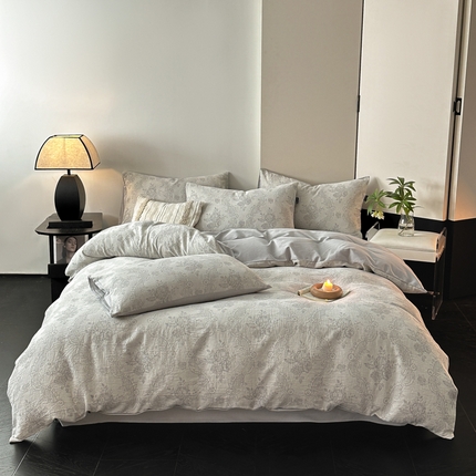 91家纺网 家纺一手货源 找家纺 （总）典曼家纺 2024秋冬新款A类三层纱加厚磨毛大提花四件套