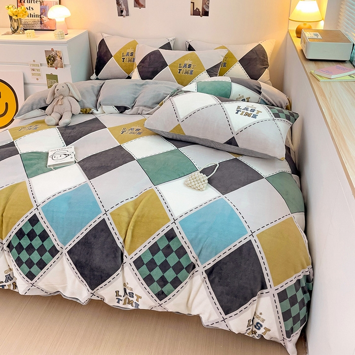 91家纺网 家纺一手货源 找家纺 西引力 2024新款加厚小清新牛奶绒四件套床单款床笠款单被套爆款 菱格