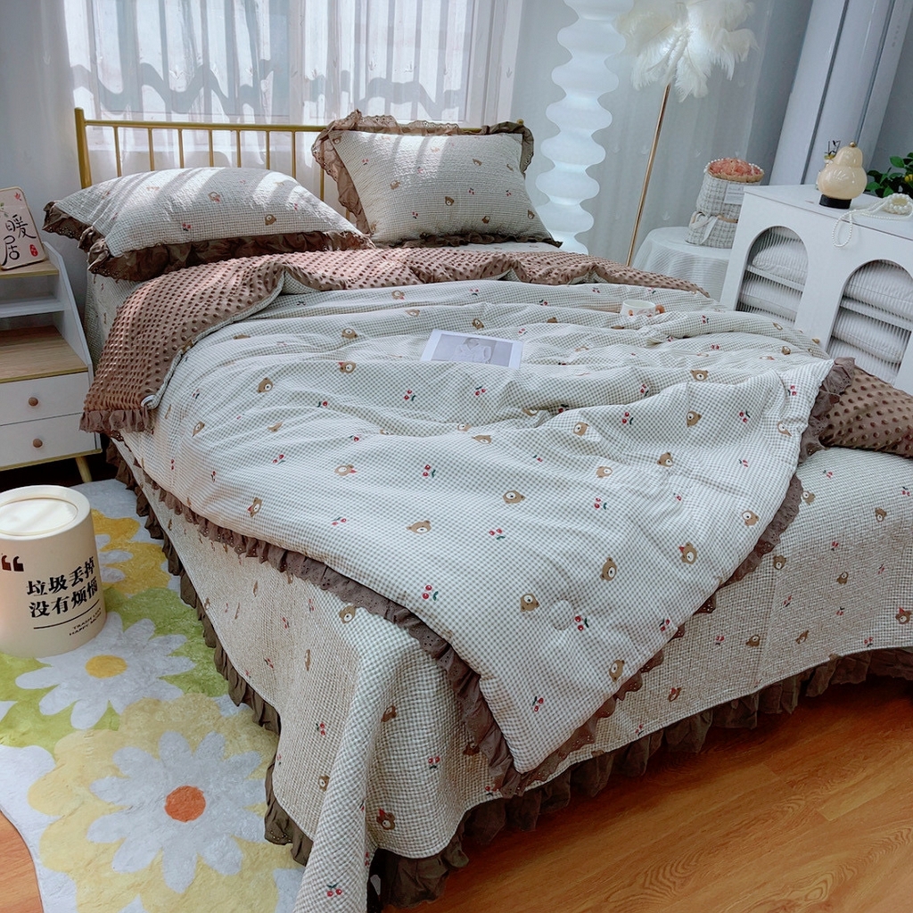 91家纺网 家纺一手货源 找家纺 暖居 2024暖居韩版纯棉豆豆被高温砂洗床盖四件套同款全棉被套熊头格子