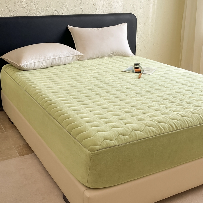 91家纺网 家纺一手货源 找家纺 法芙娜家纺 2024新款波浪纹牛奶绒夹棉床笠（控价券后价不低于128/138/148） 绿