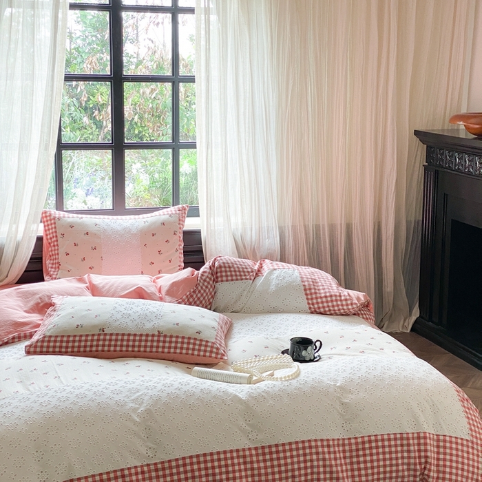 91家纺网 家纺一手货源 找家纺 旷野 2023新款水洗棉-微甜小柏丽四件套 棚拍 奶昔粉