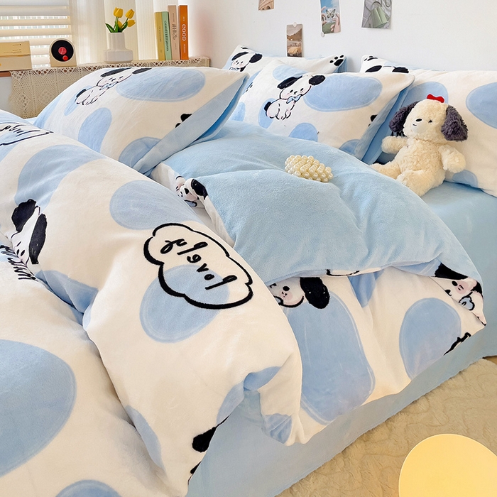 91家纺网 家纺一手货源 找家纺 西引力 2024新款加厚小清新牛奶绒四件套床单款床笠款单被套爆款 牛奶狗