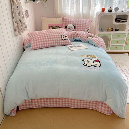 桃喜 2024新款牛奶绒绣花系列四件套 樱桃小狗