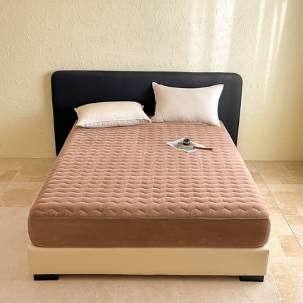 91家纺网 家纺一手货源 找家纺 （总）法芙娜家纺 新款波浪纹230克全消光牛奶绒夹棉床笠