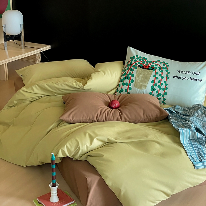 91家纺网 家纺一手货源 找家纺 圆岛家纺 2024秋冬新款纯色孟菲斯博主风时尚全棉磨毛五件套 尼罗绿拼深咖