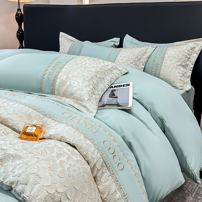 91家纺网 家纺一手货源 找家纺 宅家居 2024芙蓉并蒂-新款轻奢拼接亲肤精梳棉磨毛浮雕刺绣四件套 芙蓉并蒂-抹茶绿