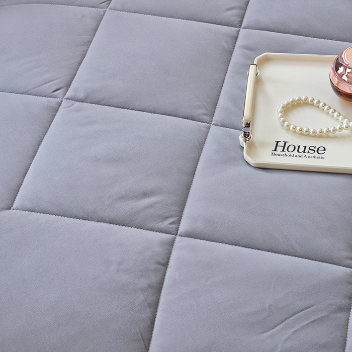 91家纺网 家纺一手货源 找家纺 德芙家纺 2024新款德芙双胎被被拉链款磨毛斜格二合一子母被被子被芯 斜格-灰