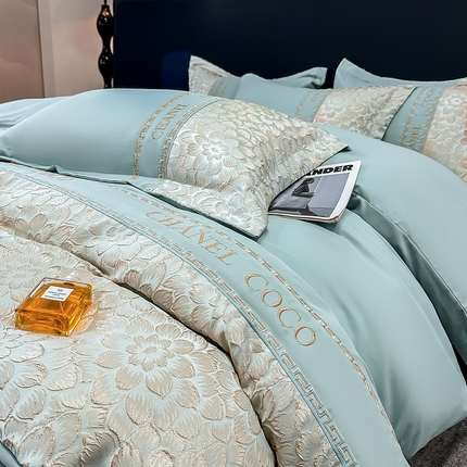 91家纺网 家纺一手货源 找家纺 （总）宅家居 2024芙蓉并蒂-新款轻奢拼接亲肤精梳棉磨毛浮雕刺绣四件套