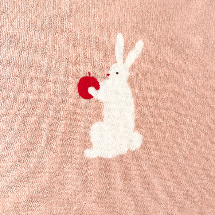 91家纺网 家纺一手货源 找家纺 大柏树 2025新款A类高克重亲肤舒适牛奶绒印花四件套-单床单可定制 蘑菇屋