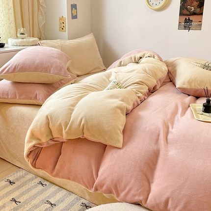 91家纺网 家纺一手货源 找家纺 寐眠 新款牛奶绒纯色双拼四件套-风格二 桃雾弥浅