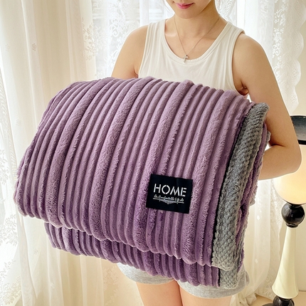 91家纺网 家纺一手货源 找家纺 （总）圣比熊 2025新款子母条兔毛绒毛毯宿舍牛奶绒小被毯