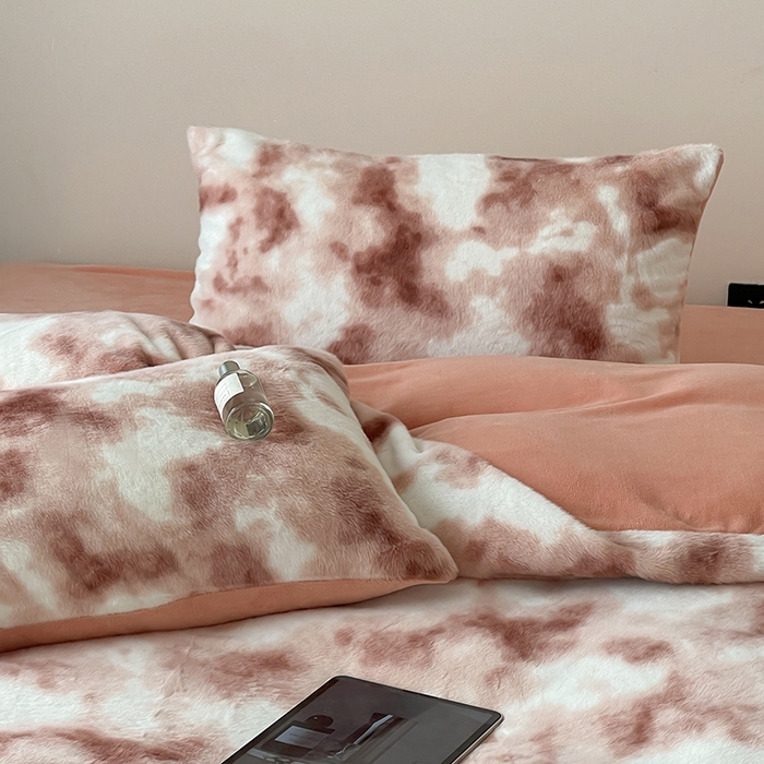 91家纺网 家纺一手货源 找家纺 窝米 2024冬季新款雪貂绒系列四件套 炫彩-橘