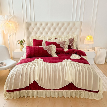 91家纺网 家纺一手货源 找家纺 （总）罗艺轩 2024新款高克重牛奶雪纺边床裙四件套-羽蝶