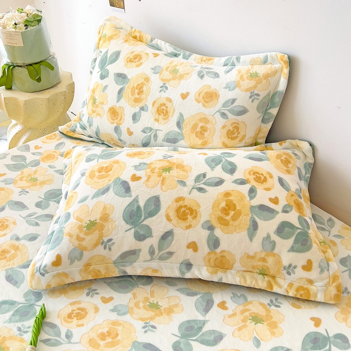 91家纺网 家纺一手货源 找家纺 大柏树 2025新款A类高克重亲肤舒适牛奶绒印花四件套-单枕套可定制 朵柔-黄