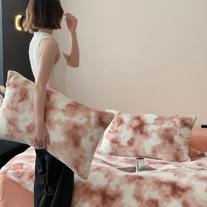 91家纺网 家纺一手货源 找家纺 窝米 2024冬季新款雪貂绒系列四件套 炫彩-橘