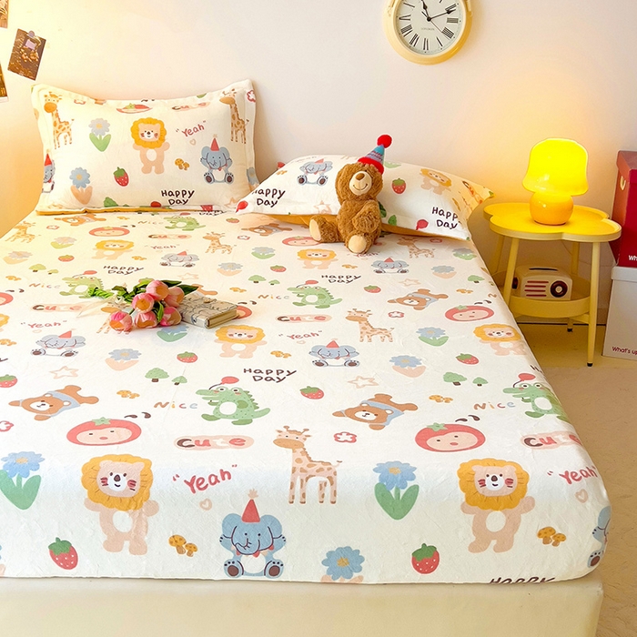 91家纺网 家纺一手货源 找家纺 大柏树 2025新款A类高克重亲肤舒适牛奶绒印花四件套-单床笠可定制 布拉乐园