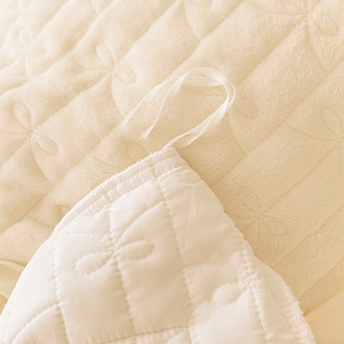 91家纺网 家纺一手货源 找家纺 罗艺轩 2024新款高克重牛奶雪纺边床裙四件套-羽蝶 奶昔