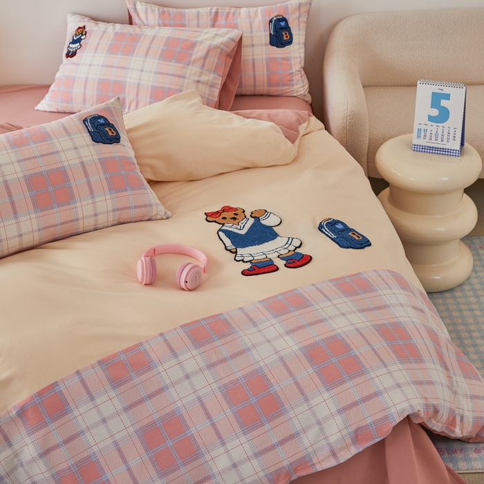 91家纺网 家纺一手货源 找家纺 怡家居 2024秋冬新款全棉磨毛绣花四件套 背包熊