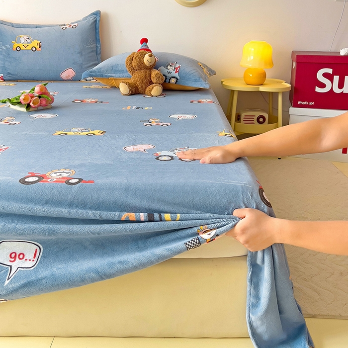 91家纺网 家纺一手货源 找家纺 大柏树 2025新款A类高克重亲肤舒适牛奶绒印花四件套-单床单可定制 精灵乐园-蓝