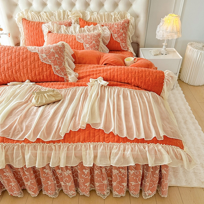 91家纺网 家纺一手货源 找家纺 罗艺轩 2024新款高克重牛奶雪纺边床裙四件套-羽蝶 爱玛橙