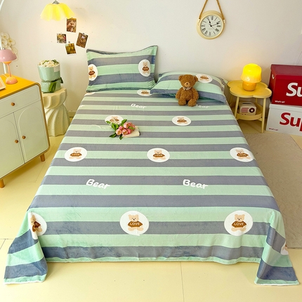 91家纺网 家纺一手货源 找家纺 大柏树 2025新款A类高克重亲肤舒适牛奶绒印花四件套-单床单可定制 布琪小熊-绿