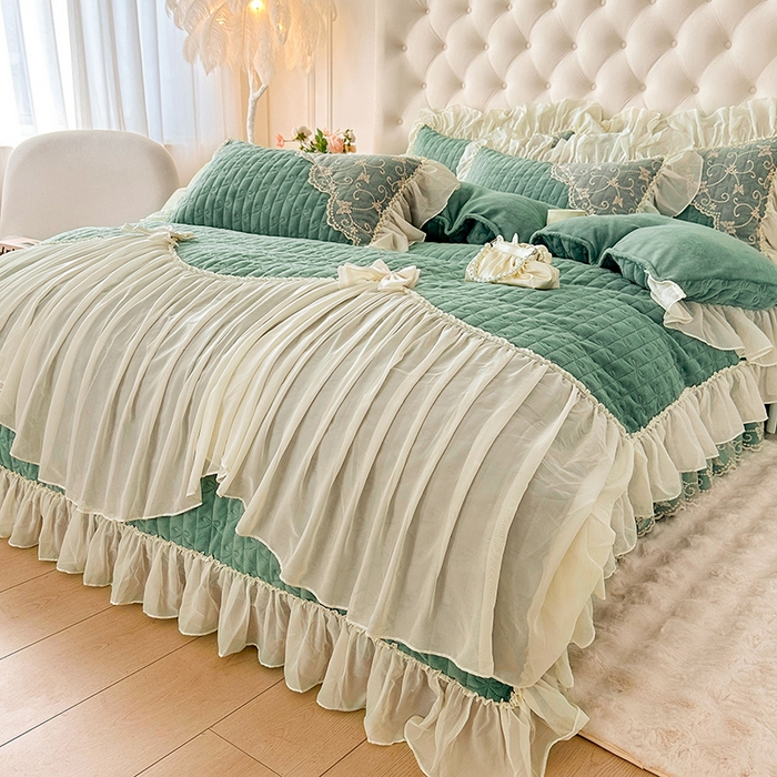 91家纺网 家纺一手货源 找家纺 罗艺轩 2024新款高克重牛奶雪纺边床裙四件套-羽蝶 豆绿