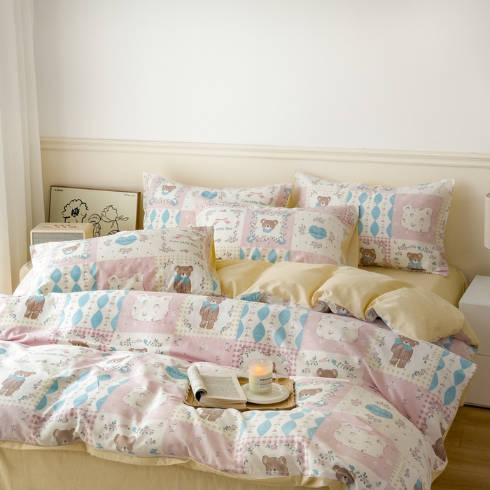 91家纺网 家纺一手货源 找家纺 2024新款印花小清新全棉四件套 芬妮小熊