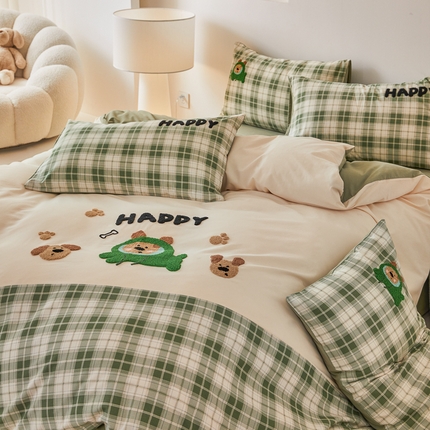 91家纺网 家纺一手货源 找家纺 怡家居 2024秋冬新款全棉磨毛绣花四件套 快乐熊仔