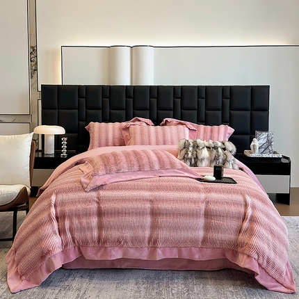 91家纺网 家纺一手货源 找家纺 若未家居 LOVEWE HOUSE 2025秋冬新款细条狐狸貂A版500克B版240克丹麦狐狸貂四件套-托马斯 托马斯 粉豆沙